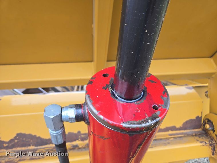 image for item EV5447 Haybuster 2650 bale processor