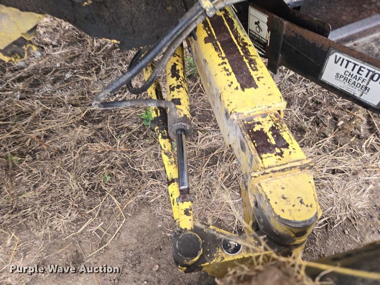 image for item EV5477 New Holland TR95 combine