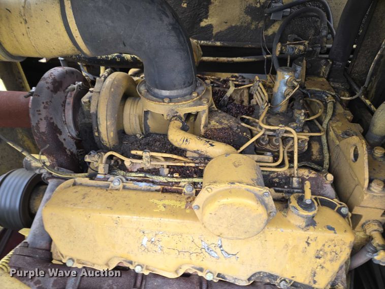 image for item EV5477 New Holland TR95 combine