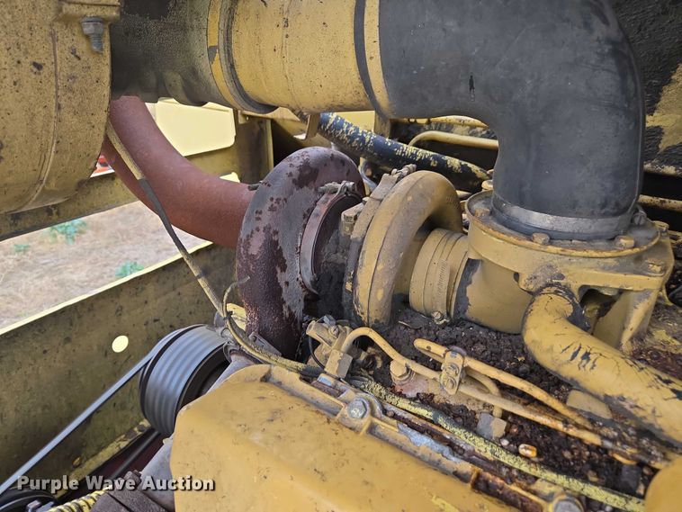 image for item EV5477 New Holland TR95 combine