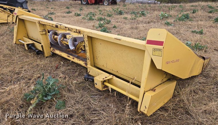 image for item EV5479 New Holland corn head