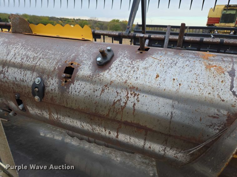 image for item EV5483 New Holland 971 rigid head