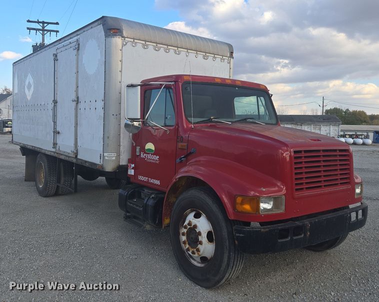image for item EV5493 1997 International 4900 box truck