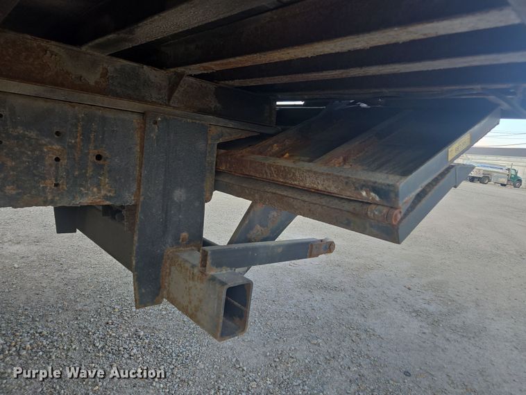 image for item EV5493 1997 International 4900 box truck