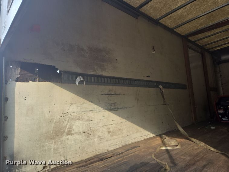 image for item EV5493 1997 International 4900 box truck