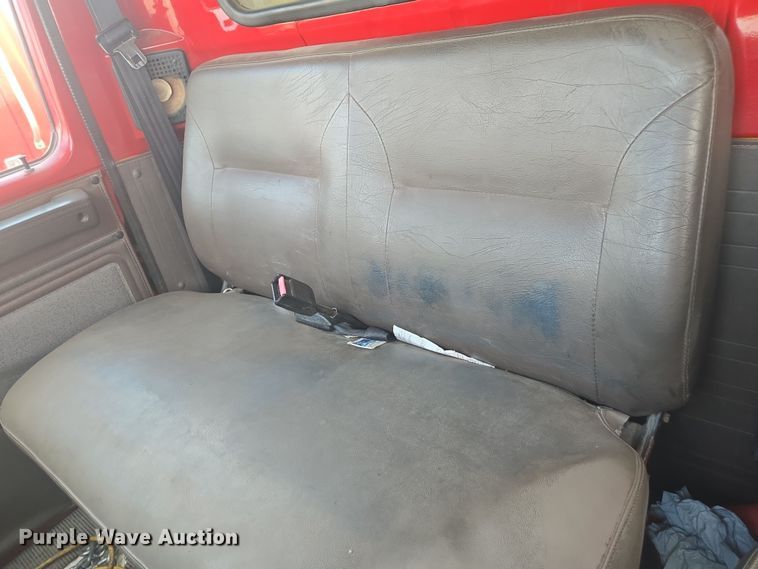 image for item EV5493 1997 International 4900 box truck