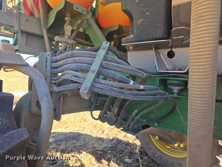 image for item EV5494 2018 John Deere R4038 sprayer
