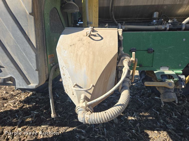 image for item EV5494 2018 John Deere R4038 sprayer