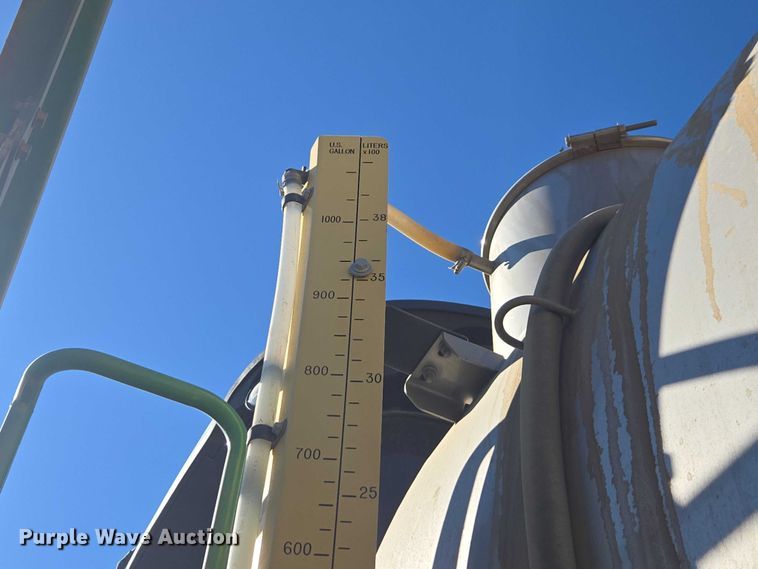 image for item EV5494 2018 John Deere R4038 sprayer