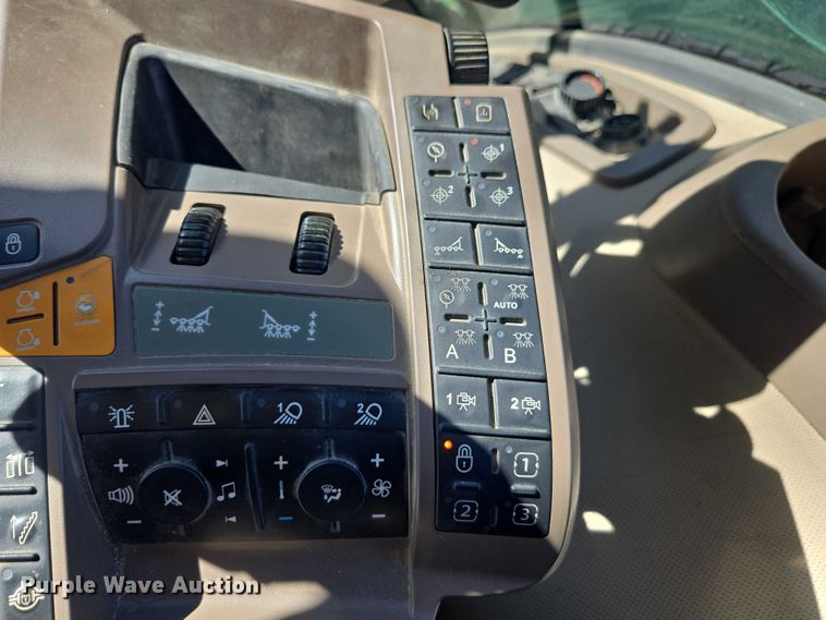 image for item EV5494 2018 John Deere R4038 sprayer