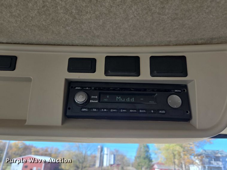 image for item EV5494 2018 John Deere R4038 sprayer