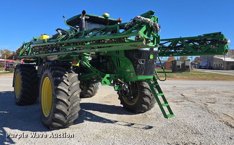 image for item EV5495 2016 John Deere R4045 sprayer