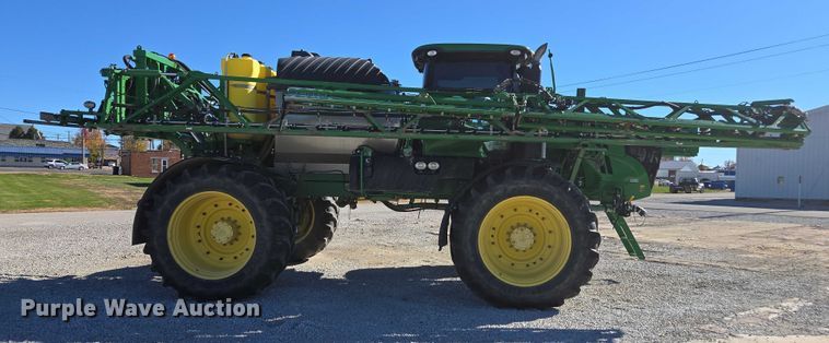 image for item EV5495 2016 John Deere R4045 sprayer