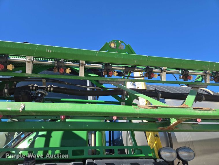 image for item EV5495 2016 John Deere R4045 sprayer