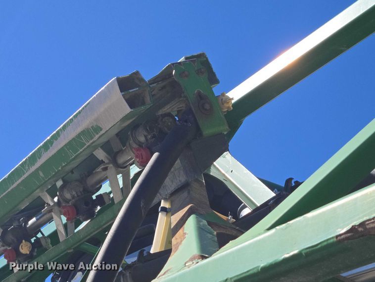 image for item EV5495 2016 John Deere R4045 sprayer