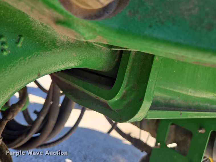 image for item EV5495 2016 John Deere R4045 sprayer
