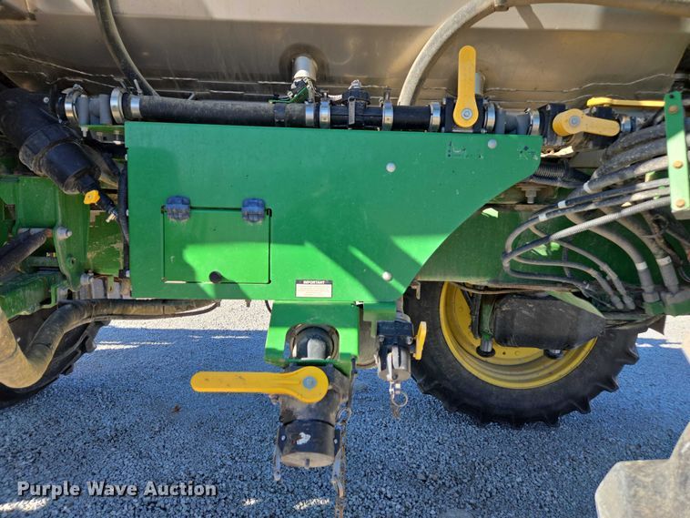 image for item EV5495 2016 John Deere R4045 sprayer