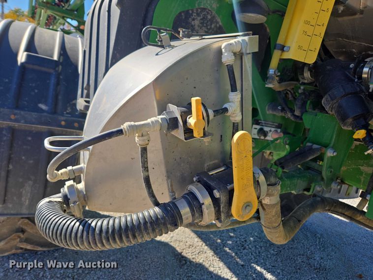 image for item EV5495 2016 John Deere R4045 sprayer