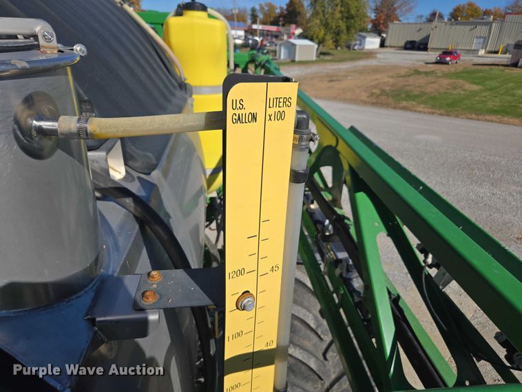 image for item EV5495 2016 John Deere R4045 sprayer