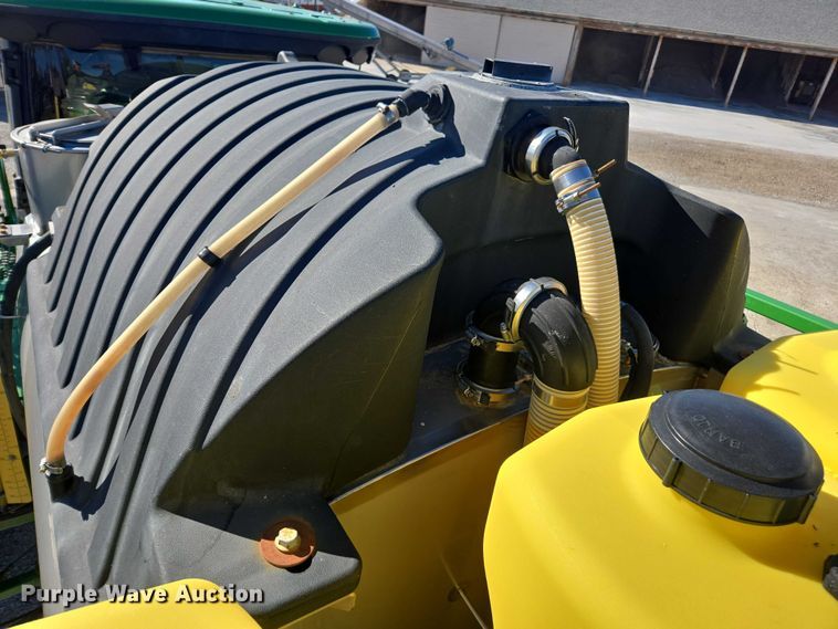 image for item EV5495 2016 John Deere R4045 sprayer