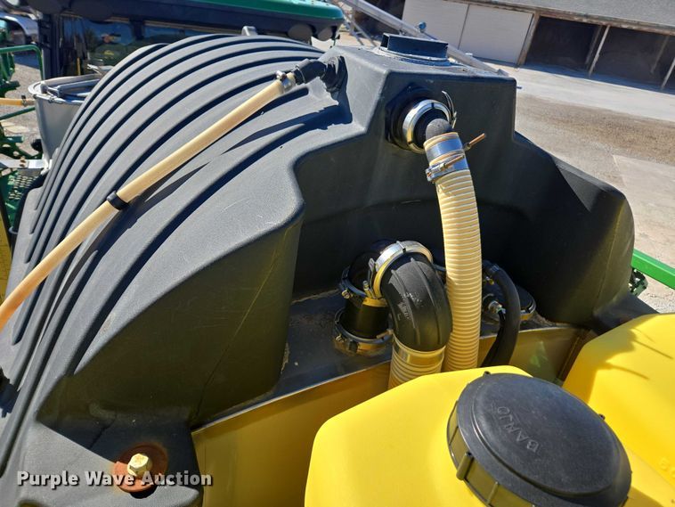 image for item EV5495 2016 John Deere R4045 sprayer