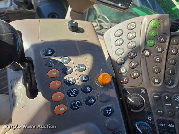 image for item EV5495 2016 John Deere R4045 sprayer