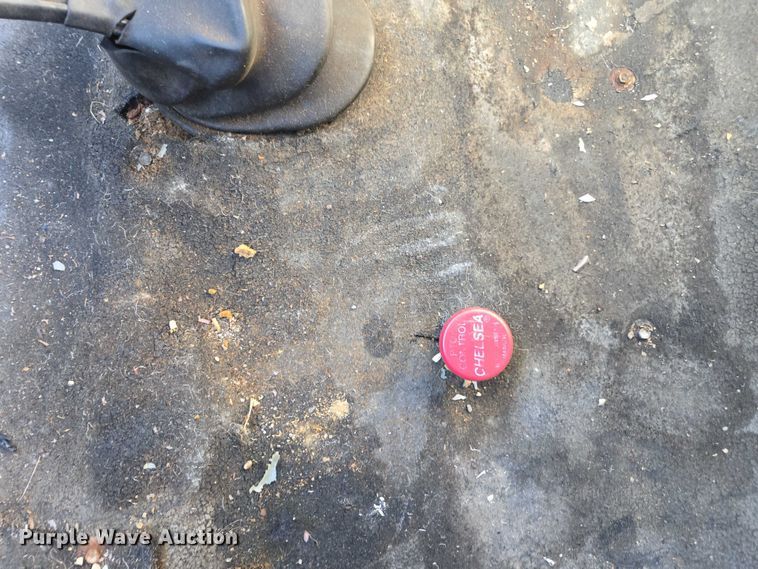 image for item EV5496 1990 International 4900 tank truck