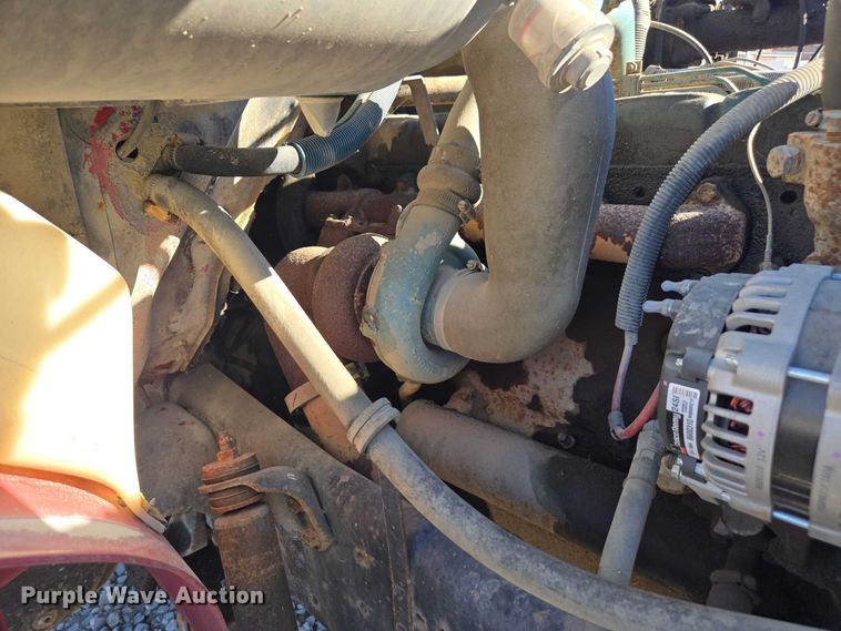 image for item EV5496 1990 International 4900 tank truck