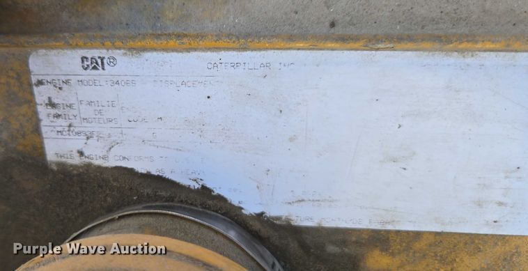 image for item EV5497 1992 International 9400 tank truck