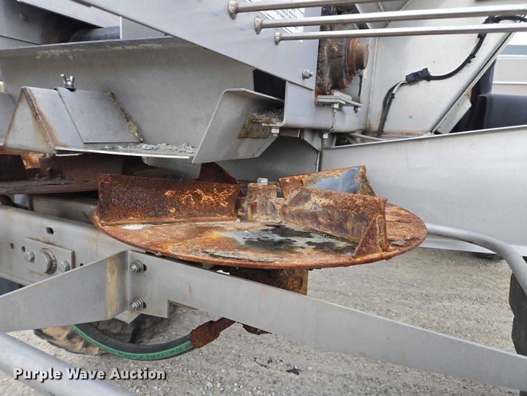 image for item EV5499 2012 John Deere 4940 spreader