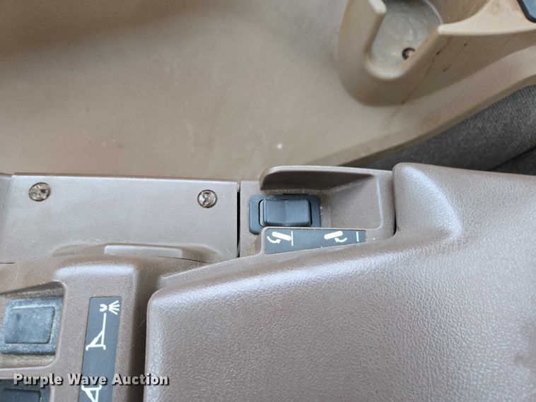 image for item EV5499 2012 John Deere 4940 spreader