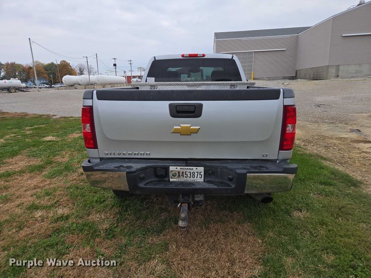 image for item EV5500 2013 Chevrolet Silverado 2500HD LT Ext. Cab pickup truck