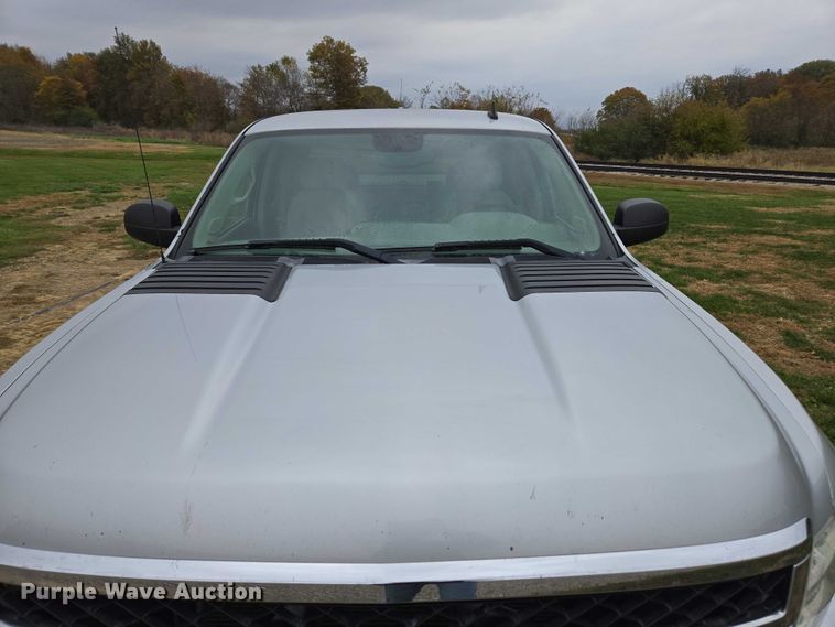 image for item EV5500 2013 Chevrolet Silverado 2500HD LT Ext. Cab pickup truck