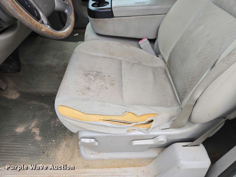 image for item EV5500 2013 Chevrolet Silverado 2500HD LT Ext. Cab pickup truck