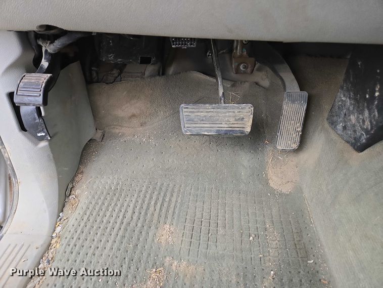 image for item EV5500 2013 Chevrolet Silverado 2500HD LT Ext. Cab pickup truck