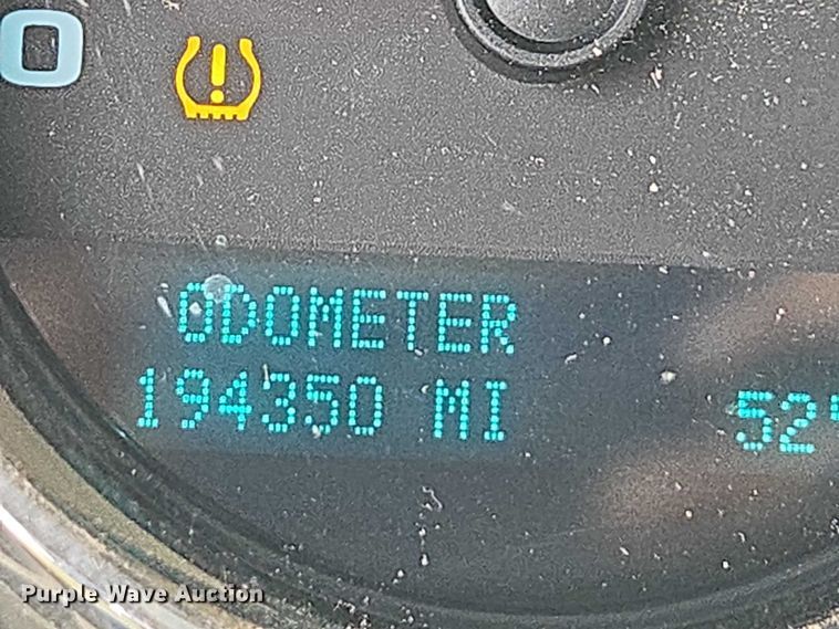 image for item EV5500 2013 Chevrolet Silverado 2500HD LT Ext. Cab pickup truck