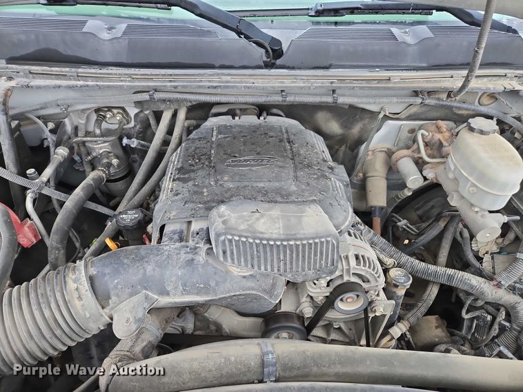 image for item EV5500 2013 Chevrolet Silverado 2500HD LT Ext. Cab pickup truck