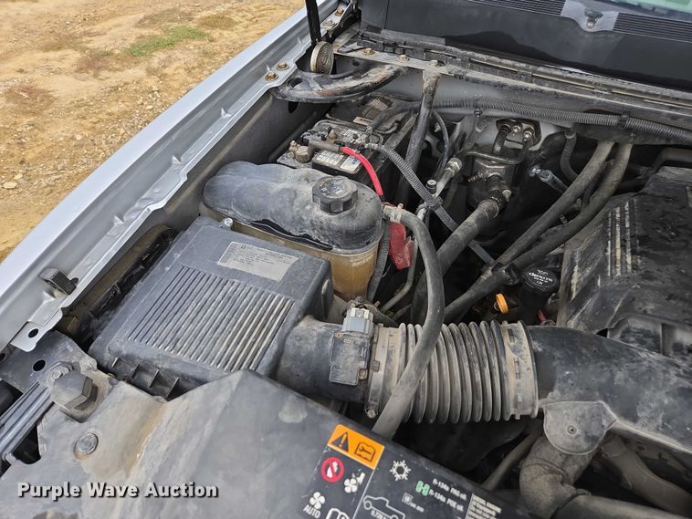 image for item EV5500 2013 Chevrolet Silverado 2500HD LT Ext. Cab pickup truck