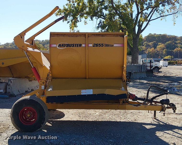 image for item FB4496 DuraTech Haybuster 2655 bale processor