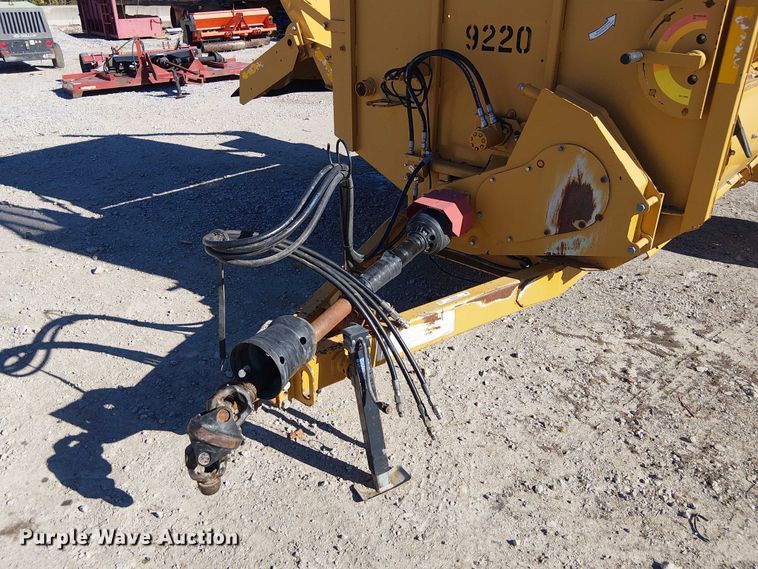 image for item FB4496 DuraTech Haybuster 2655 bale processor