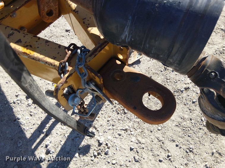 image for item FB4496 DuraTech Haybuster 2655 bale processor