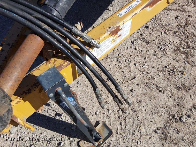 image for item FB4496 DuraTech Haybuster 2655 bale processor