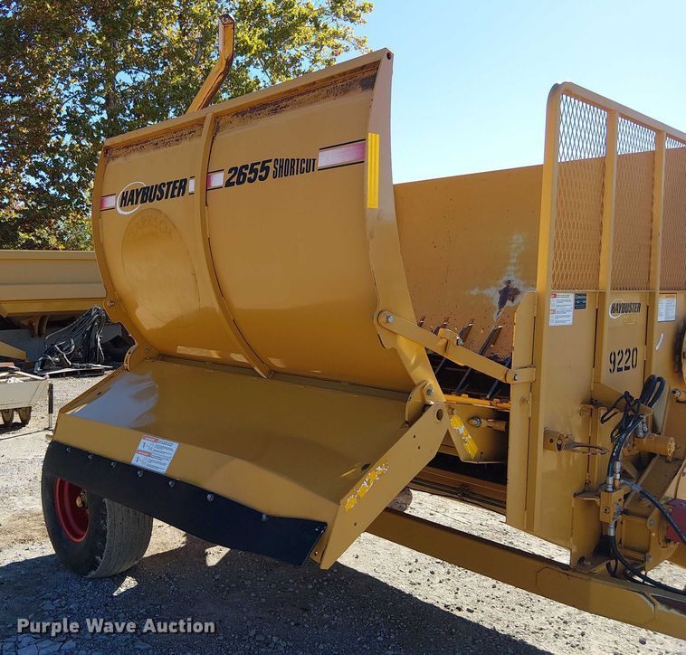 image for item FB4496 DuraTech Haybuster 2655 bale processor