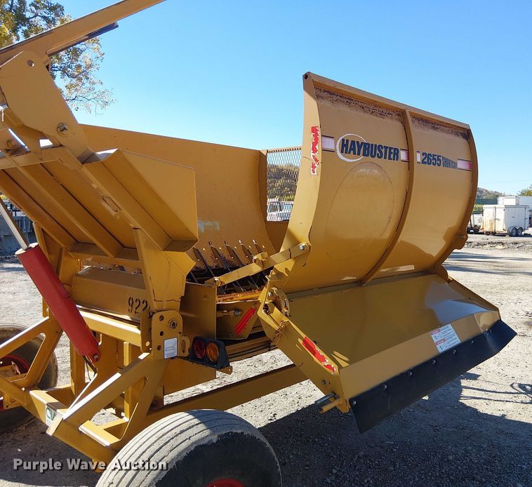 image for item FB4496 DuraTech Haybuster 2655 bale processor