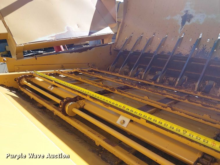 image for item FB4496 DuraTech Haybuster 2655 bale processor