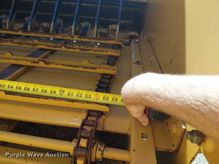 image for item FB4496 DuraTech Haybuster 2655 bale processor