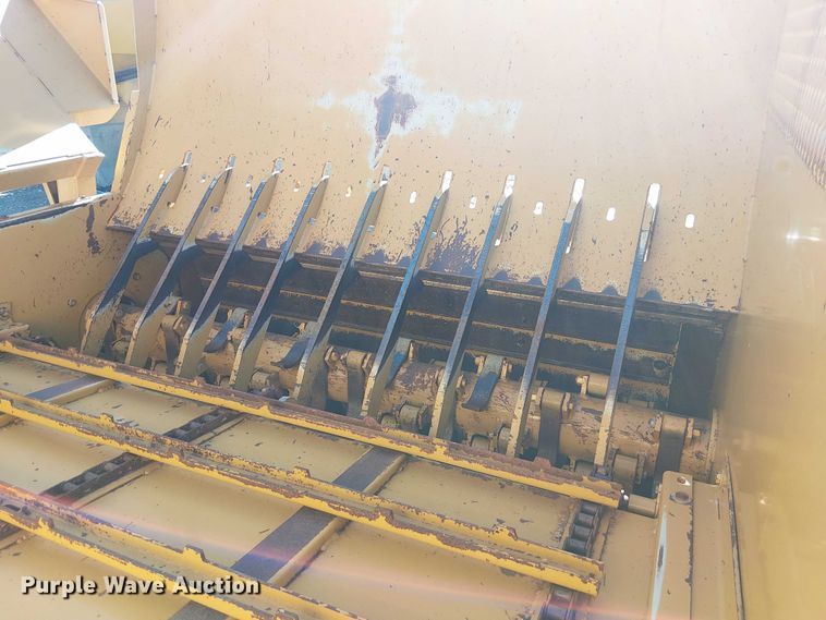image for item FB4496 DuraTech Haybuster 2655 bale processor