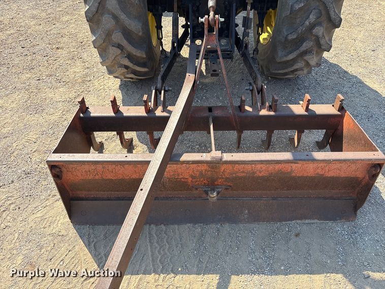 image for item FI0009 2005 John Deere 5303 tractor