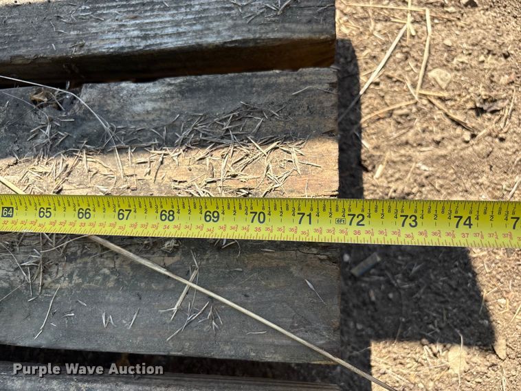 image for item FI0009 2005 John Deere 5303 tractor