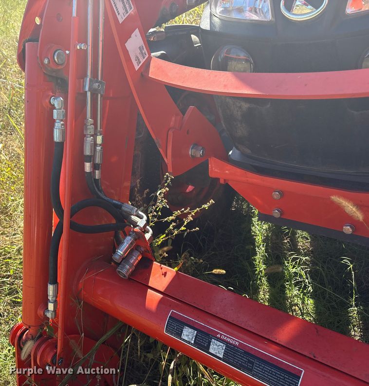 image for item FI0016 2023 Kubota M5-111HDC MFWD tractor